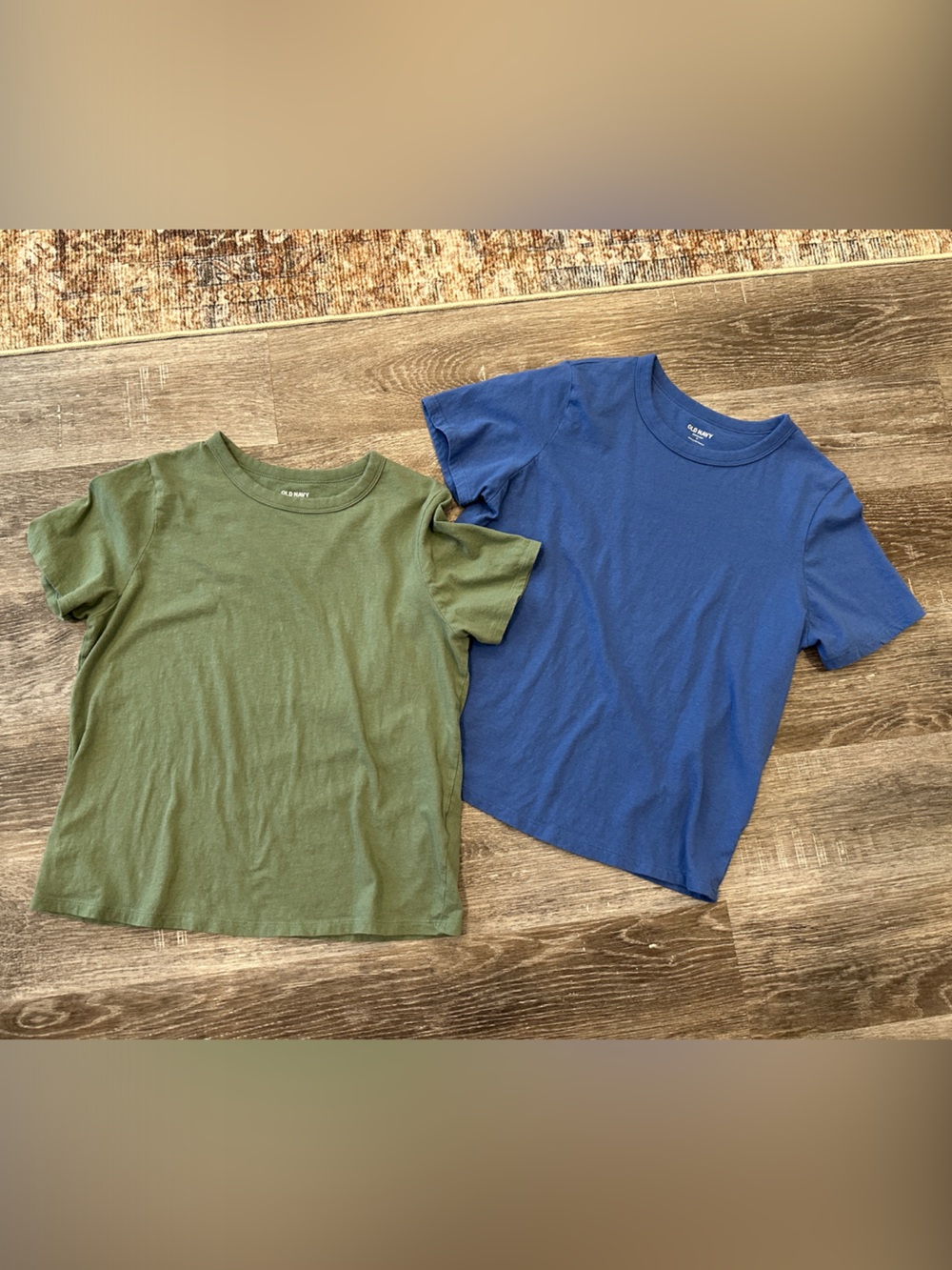 Old Navy every wear tees
